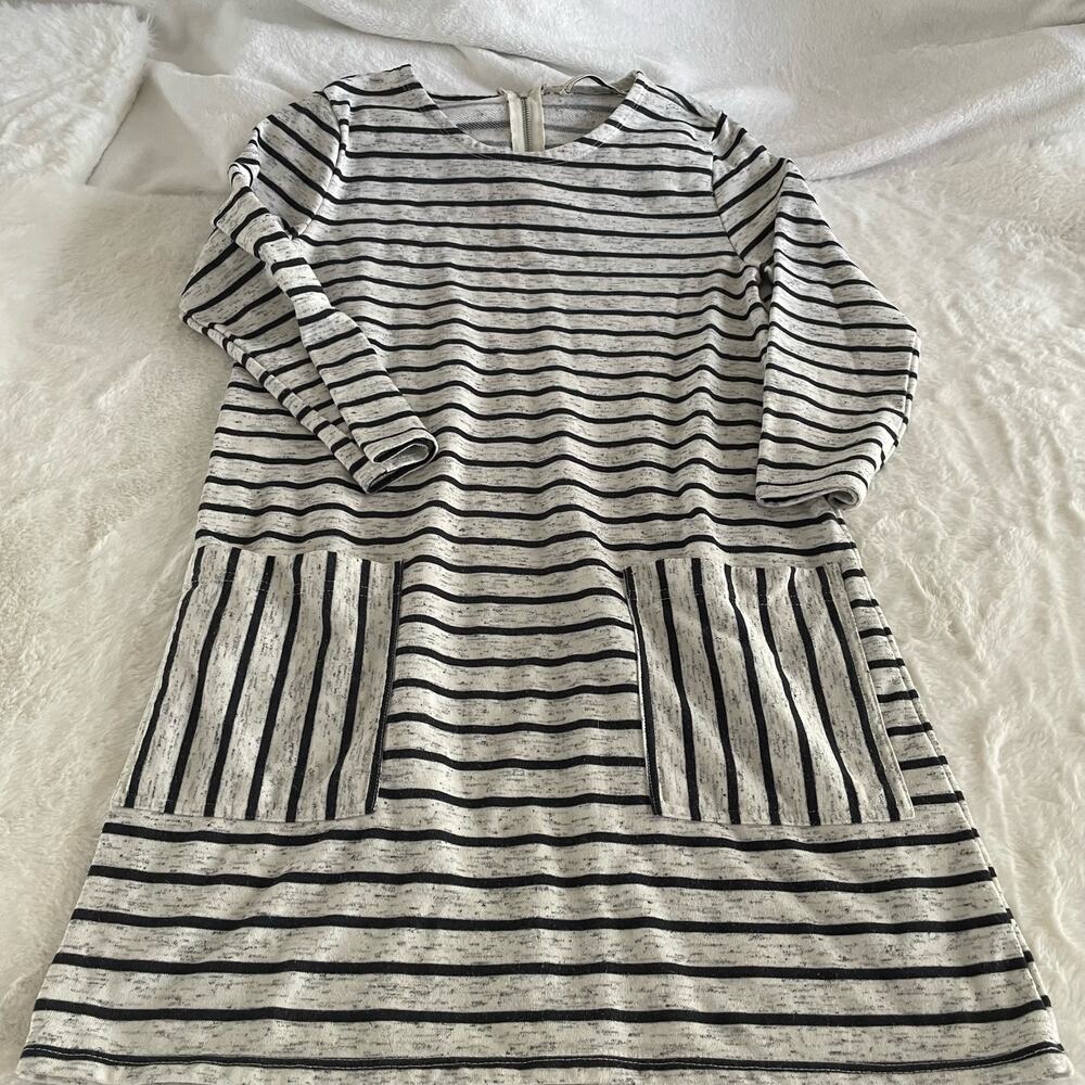 abercrombie and fitch striped dress size extra small XS